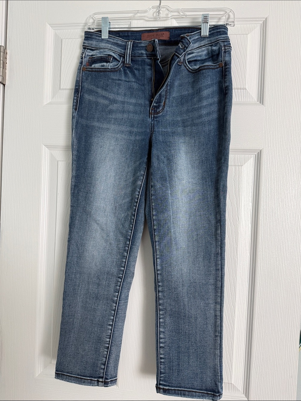 Judy Blue Women’s Mid Wash Blue Jeans